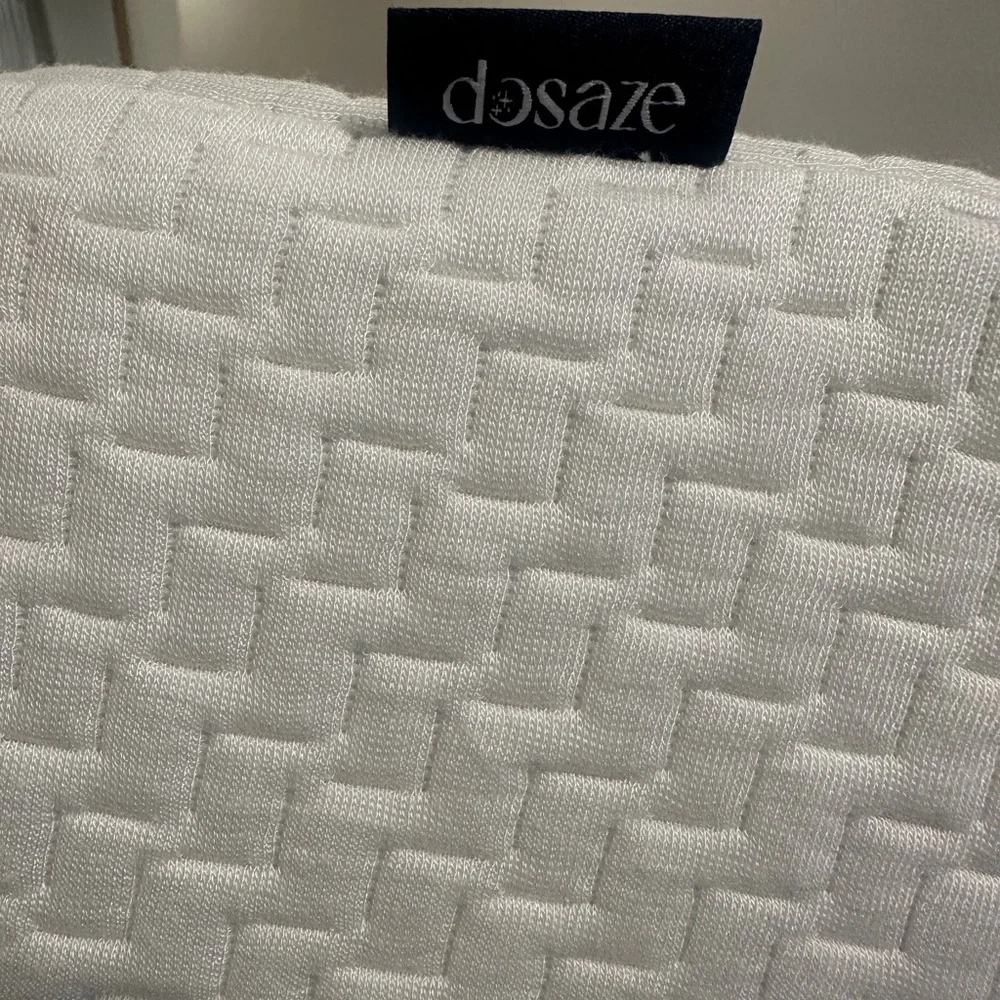 Dosaze Contoured Orthopedic Pillow